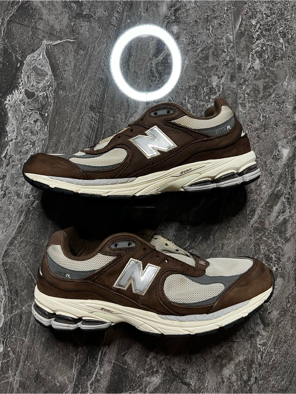New Balance 2002R Adrift Moonbeam Brown Castlerock Men Size 9 M2002RHS No Laces